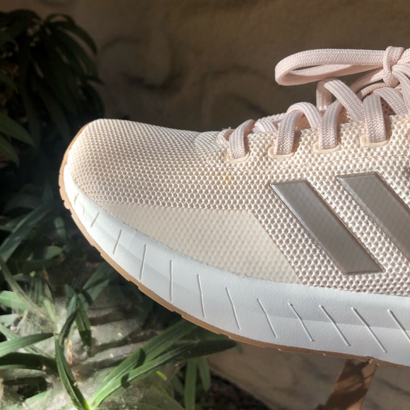 adidas questar ride linen